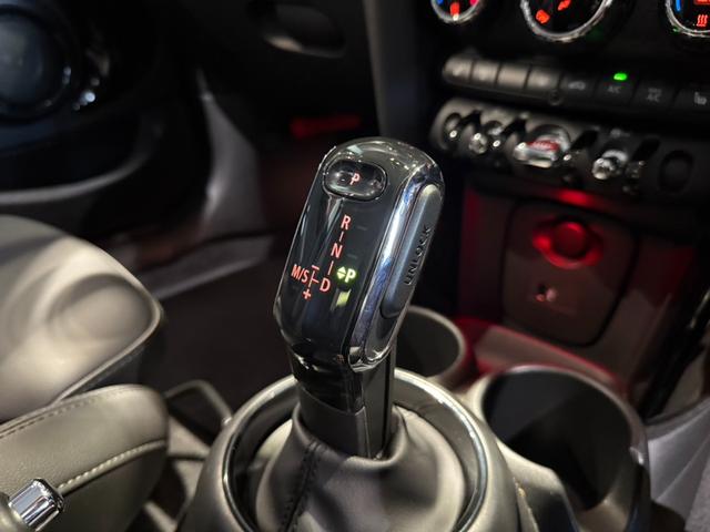 MINI クーパー ピカデリーエディション 限定車ピカデリー シートヒーター 純正レザーシート 純正15インチアルミホイール ETC(21枚目)