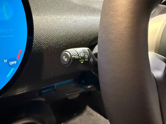 ＭＩＮＩ クーパーＳＥ　クラシック・トリム　クラシックトリム　ＥＴＣ２．０　アクティブクルーズコントロール　電気自動車　シートヒーター（11枚目）