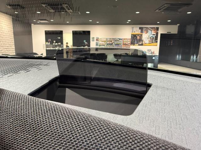 ＭＩＮＩ クーパーＳＥ　クラシック・トリム　クラシックトリム　ＥＴＣ２．０　アクティブクルーズコントロール　電気自動車　シートヒーター（23枚目）