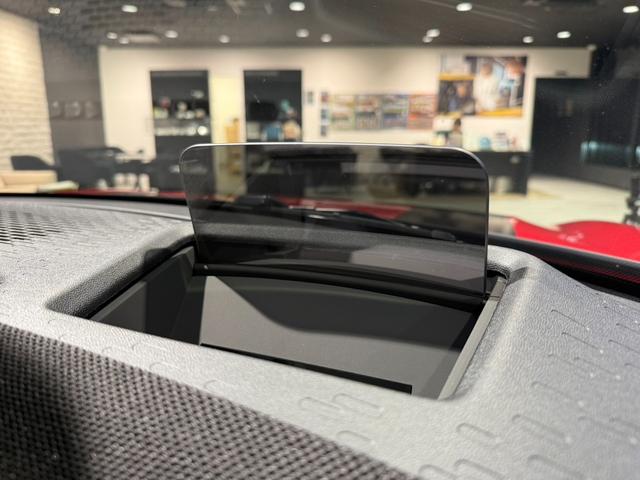 ＭＩＮＩ クーパーＳ　ジョン・クーパー・ワークス・トリム　ジョンクーパーワークストリム　１７インチアルミホイール　シートヒーター　ＥＴＣ２．０　パドルシフトつき（24枚目）