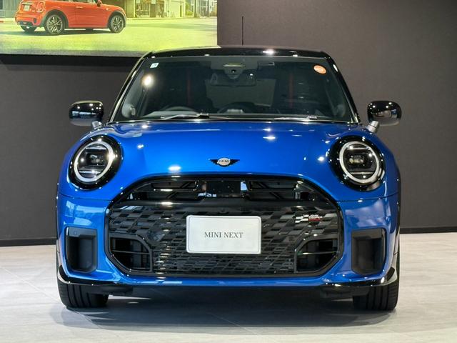 MINI クーパーS ジョン・クーパー・ワークス・トリム ジョンクーパーワークストリム 18インチアルミホイール シートヒーター ETC2.0 パドルシフトつき(2枚目)