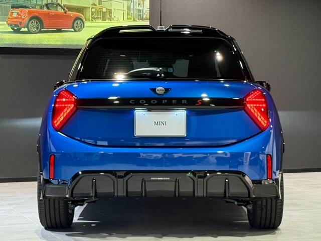 MINI クーパーS ジョン・クーパー・ワークス・トリム ジョンクーパーワークストリム 18インチアルミホイール シートヒーター ETC2.0 パドルシフトつき(6枚目)