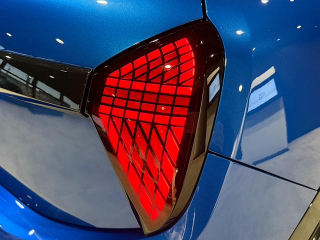 MINI クーパーS ジョン・クーパー・ワークス・トリム ジョンクーパーワークストリム 18インチアルミホイール シートヒーター ETC2.0 パドルシフトつき(12枚目)