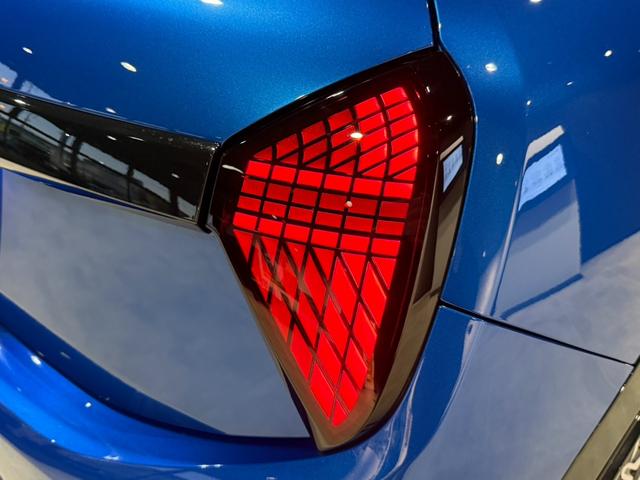 MINI クーパーS ジョン・クーパー・ワークス・トリム ジョンクーパーワークストリム 18インチアルミホイール シートヒーター ETC2.0 パドルシフトつき(13枚目)