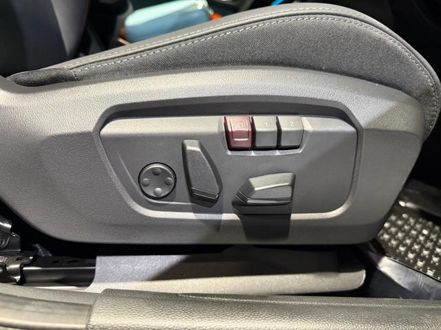 MINI クーパーS ジョン・クーパー・ワークス・トリム ジョンクーパーワークストリム 18インチアルミホイール シートヒーター ETC2.0 パドルシフトつき(26枚目)