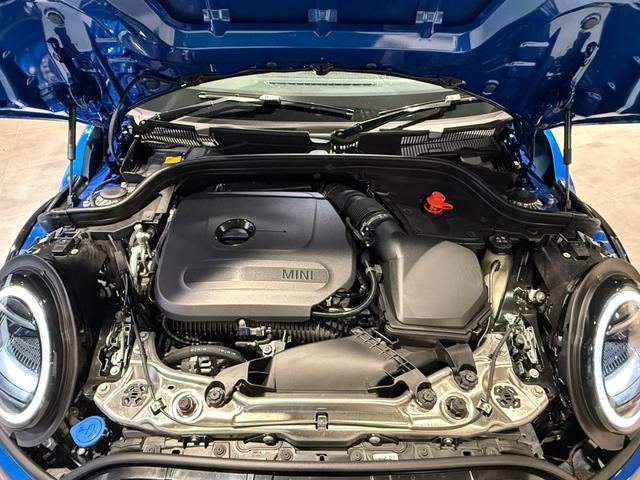 MINI クーパーS ジョン・クーパー・ワークス・トリム ジョンクーパーワークストリム 18インチアルミホイール シートヒーター ETC2.0 パドルシフトつき(30枚目)