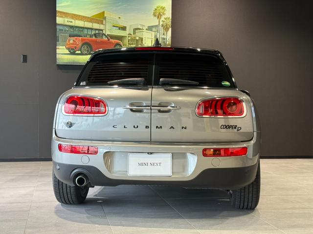 ＭＩＮＩ クーパーＤ　クラブマン　純正ナビ　１８インチアルミホイール　ＥＴＣ２．０　アクティブクルーズコントロール（6枚目）