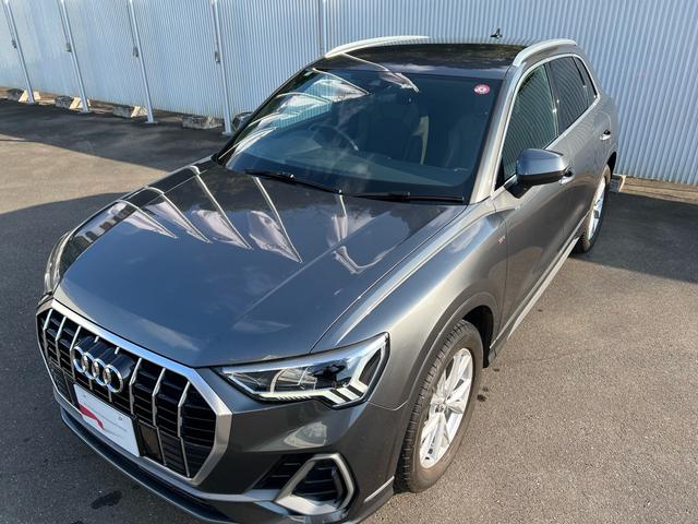 Ｑ３ ３５ＴＦＳＩ　Ｓライン　アシスタンスＰ　ベーシックＰ　Ｃａｒ　ｐｌａｙ　ワイヤレスチャージング　ＴＶチューナー　プライバシーガラス　スマートキー　シートヒーター　パワーシート　ワンオーナー　禁煙車　ＥＴＣ　認定中古車（8枚目）