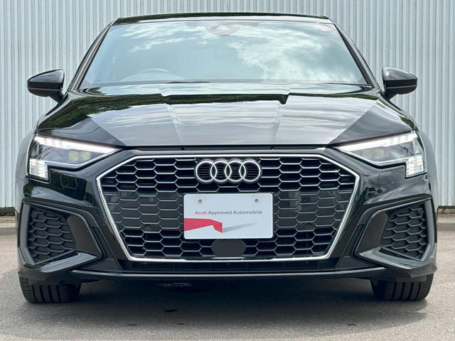 Ａ３セダン ３０ＴＦＳＩ　Ｓライン（2枚目）