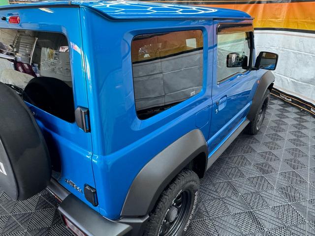 ジムニーシエラ ＪＬ　セーフティサポート装着車　パートタイム４ＷＤ　高低二段切替式　デュアルセンサーブレーキサポート（9枚目）
