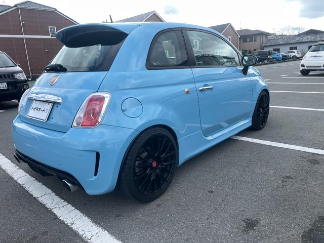 アバルト500 ベースグレード ビ・DTV・ETC・ドラレコ・17インチアルミ・車高調・低ダストブレーキ・スリットブレーキローター・タイミングベルト交換済み(4枚目)
