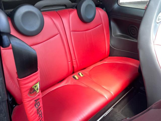 アバルト595C ツーリズモ(21枚目)