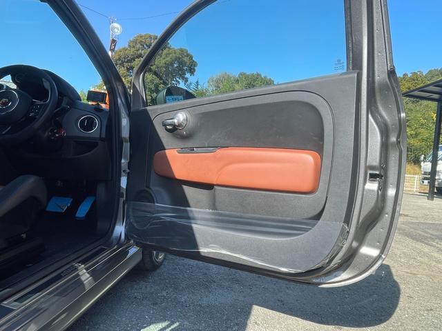 アバルト595 コンペティツィオーネ カロッエリアナビ・バックカメラ・ETC(14枚目)