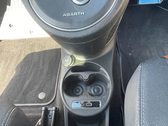 アバルト595 コンペティツィオーネ カロッエリアナビ・バックカメラ・ETC(20枚目)