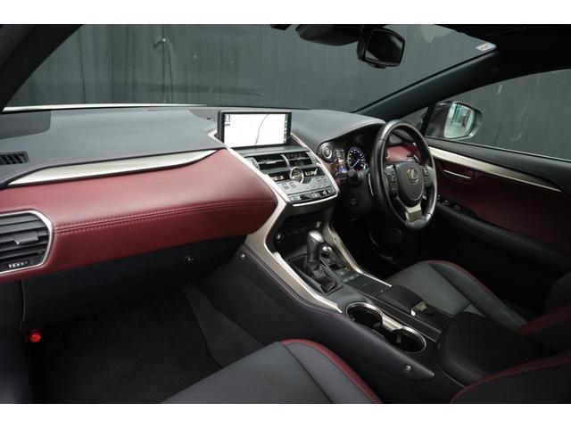 NX NX300 スパイス&シック 認定中古車 シートベンチレーション パワーバックドア ブラインドスポットモニター カラードフェンダー(11枚目)