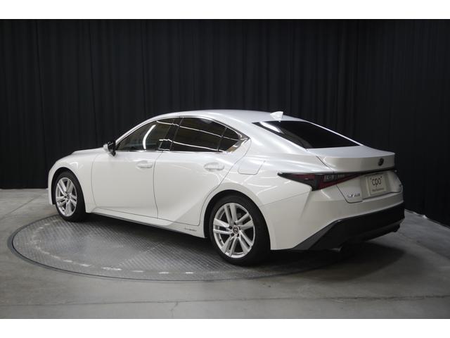 IS IS300h フルLEDヘッドランプ パノラマビックビューモニター(4枚目)