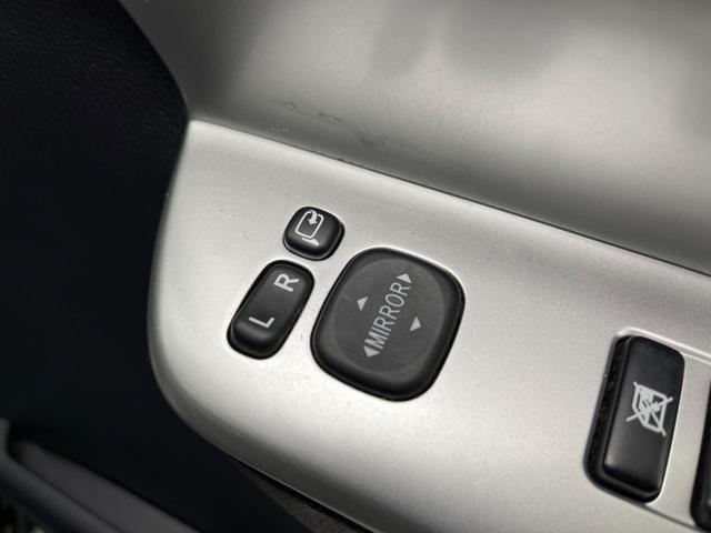 ZS 煌 両側電動スライドドア 純正ナビ バックカメラ Bluetooth再生 ETC HIDヘッドライト スマートキー オートライト オートエアコン 革巻きステアリング 純正16インチアルミホイール(25枚目)