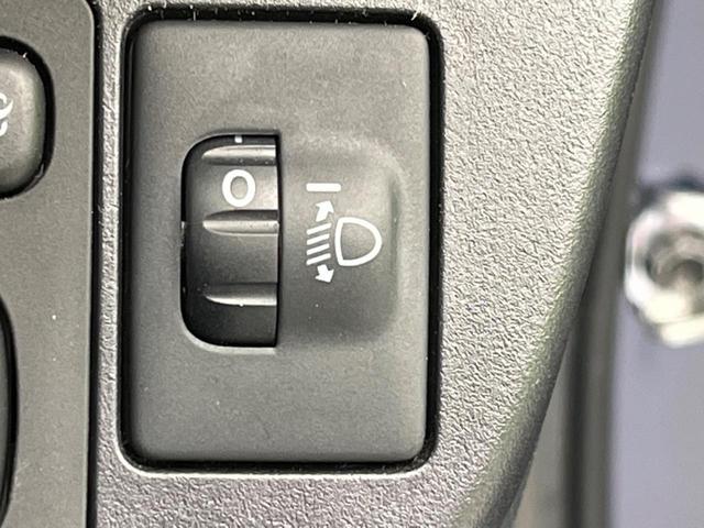 Sスタイルブラック セーフティセンス 禁煙車 ECLIPSE製ナビ バックカメラ Bluetooth再生 ETC シートヒーター スマートキー レーンディパーチャアラート クリアランスソナー オートライト オートエアコン(27枚目)