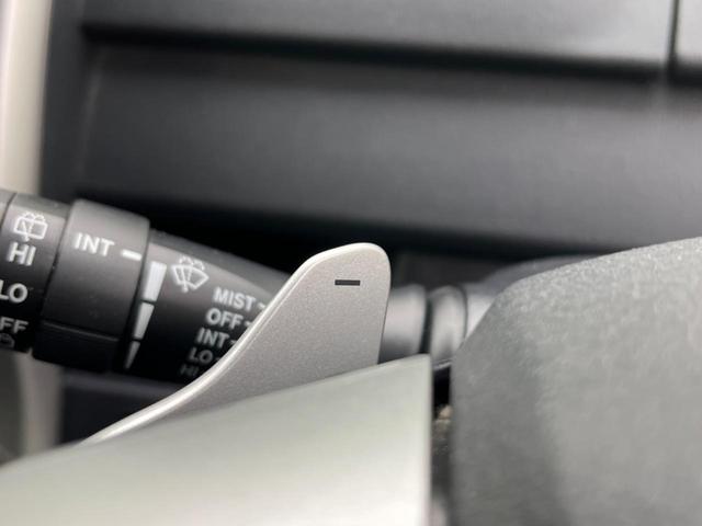 Si フリップダウンモニター 両側電動スライドドア 禁煙車 純正ナビ バックカメラ ETC HIDヘッド スマートキー 革巻きステアリング 純正16インチアルミ フロントフォグ オートライト オートエアコン(39枚目)