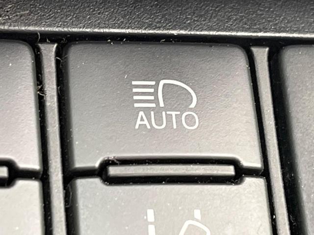 X セーフティセンス パワースライドドア 禁煙車 Pioneer製ナビ バックカメラ Bluetooth再生 ETC 車線逸脱警報 オートマチックハイビーム スマートキー ブラックファブリックシート(10枚目)