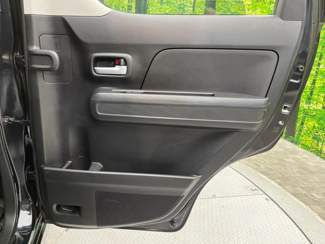 ハイブリッドFZ デュアルセンサーブレーキサポート 禁煙車 Panasonicナビ Bluetooth再生 ETC シートヒーター LEDヘッドライト スマートキー 誤発進抑制機能 車線逸脱警報 先行車発進お知らせ機能(44枚目)