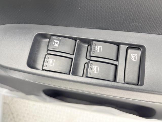 L SAIII スマートアシスト3 禁煙車 LEDヘッドライト クリアランスソナー 先行車発進お知らせ機能 誤発進抑制機能 オートハイビーム 車線逸脱警報(6枚目)
