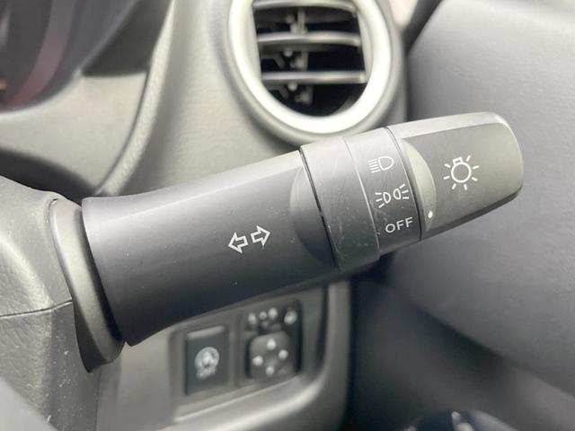 X Vセレクション エマージェンシーブレーキ 禁煙車 アラウンドビューモニター スマートキー オートエアコン 革巻きステアリング 純正14インチアルミホイール オーディオ アイドリングストップ 横滑り防止装置(44枚目)