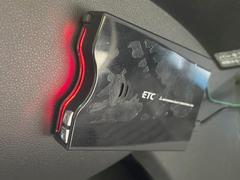 【ＥＴＣ】高速道路の料金所をストレスなく通過！話題のスポットやサービスエリアに多い「スマートIntercooler」利用時は必須のアイテムです。当店でセットアップを実施、ご納車当日からすぐにご利用いただけます！ 6