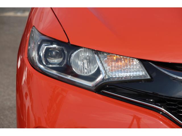 フィット RS 柿本改マフラー あんしんPKG 6速MT 純正ナビ フルセグ Bカメラ ドラレコ ETC プッシュスタート スマートキー LEDヘッドライト(13枚目)