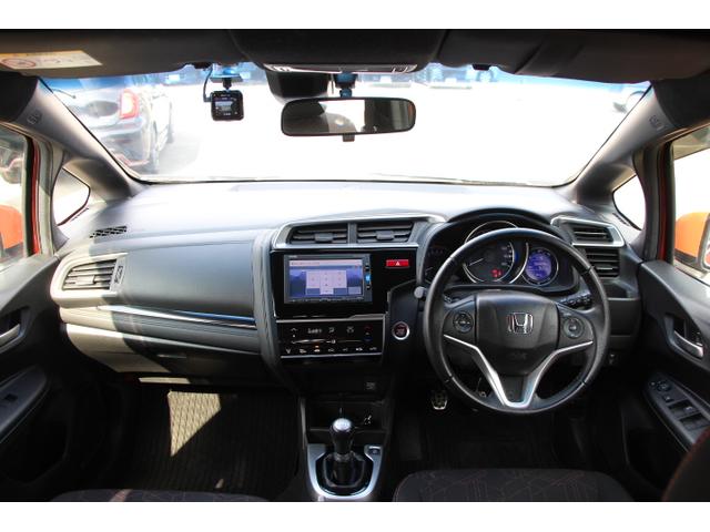 フィット RS 柿本改マフラー あんしんPKG 6速MT 純正ナビ フルセグ Bカメラ ドラレコ ETC プッシュスタート スマートキー LEDヘッドライト(29枚目)