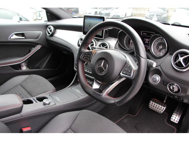 CLA180 AMGライン レーダーセーフティ 純正ナビ(3枚目)