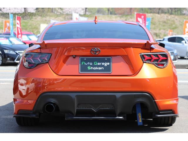 ８６ ＧＴリミテッド　イングスＦエアロ　エアロＰＫＧサイド・リアスポイラー　ＴＥＩＮ車高調　社外マフラー　ＷＯＲＫ１８ＡＷ　社外ヘッドライト　社外テールランプ　社外ナビ　フルセグ　Ｂｌｕｅｔｏｏｔｈ　Ｂカメラ　ＥＴＣ２．０（8枚目）