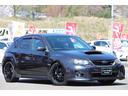 ＷＲＸ　ＳＴｉ　６速ＭＴ　ＡＷＤ　ターボ　ＴＥＩＮ車高調　フジツボマフラー　エンケイ１８インチＡＷ　社外ナビ　フルセグＴＶ　Ｂｌｕｅｔｏｏｔｈ対応　Ｄ席パワーシート　スマートキー　プッシュスタート(5枚目)