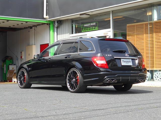 Ｃ６３　ＡＭＧ　ステーションワゴン　ディーラー車　右ハンドル　サンルーフ　アルミホイール　レザーインテリア　電動シート　シートヒーター　ＨＤＤナビ　フルセグＴＶ　バックカメラ　ＥＴＣ　スマートキー　ドライブレコーダー　禁煙車(19枚目)