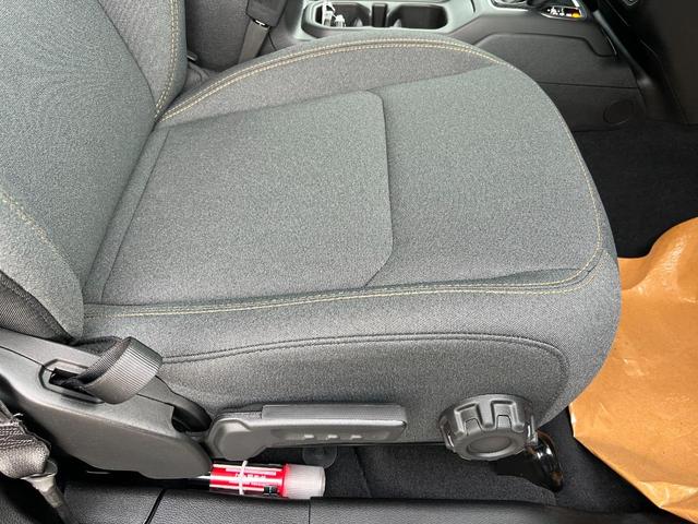 ジープ・ラングラーアンリミテッド スポーツ 純正ナビモニタ12.3インチAppleCarPlayAndroidAuto ETC フロントバックカメラアダプティブクルーズコントロール ブラインドスポットモニター LEDヘッドライト/フォグ(10枚目)