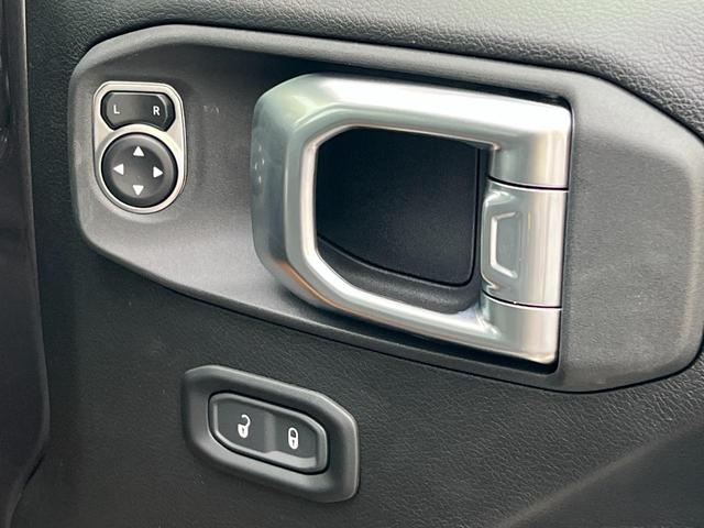 ジープ・ラングラーアンリミテッド スポーツ 純正ナビモニタ12.3インチAppleCarPlayAndroidAuto ETC フロントバックカメラアダプティブクルーズコントロール ブラインドスポットモニター LEDヘッドライト/フォグ(14枚目)