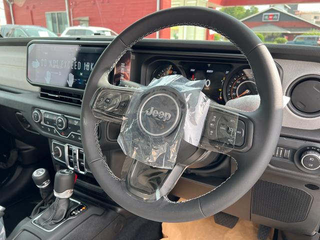 ジープ・ラングラーアンリミテッド スポーツ 純正ナビモニタ12.3インチAppleCarPlayAndroidAuto ETC フロントバックカメラアダプティブクルーズコントロール ブラインドスポットモニター LEDヘッドライト/フォグ(7枚目)