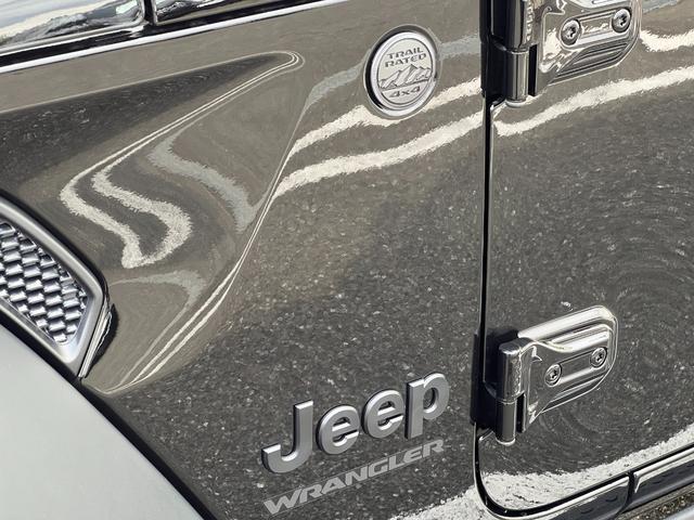 ジープ・ラングラーアンリミテッド スポーツ 純正ナビモニタ12.3インチAppleCarPlayAndroidAuto ETC フロントバックカメラアダプティブクルーズコントロール ブラインドスポットモニター LEDヘッドライト/フォグ(31枚目)