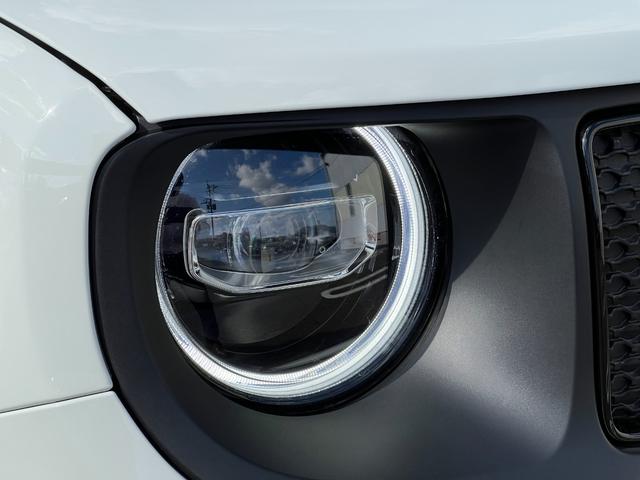 ジープ・レネゲード アルティテュード e-ハイブリッド 登録済未使用車/MHEV/Uconnect5 10.1インチ純正モニター/10.25マルチビューディスプレイ/バックカメラ/黒革シート/運転席電動シート/ACC/シートヒーター/ステアリングヒーター(54枚目)