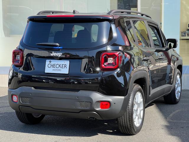 ジープ・レネゲード アルティテュード e-ハイブリッド 登録済未使用車/MHEV/Uconnect5 10.1インチ純正モニター/10.25マルチビューディスプレイ/バックカメラ/黒革シート/運転席電動シート/ACC/シートヒーター/ステアリングヒーター(23枚目)