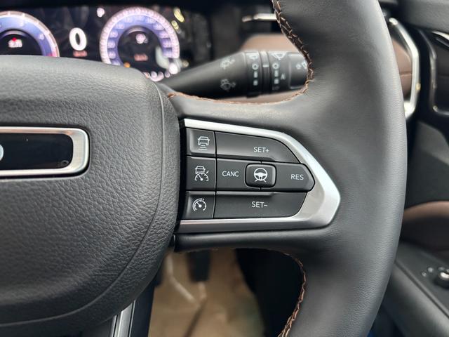 ジープ・コマンダー リミテッド 登録済未使用車/純正ナビ/Bluetooth/AppleCarPlay/AndroidAuto/ETC2.0/サラウンドビューカメラ/革シート/シートヒーター/パワーリアゲート/ハイウェイアシスト(25枚目)