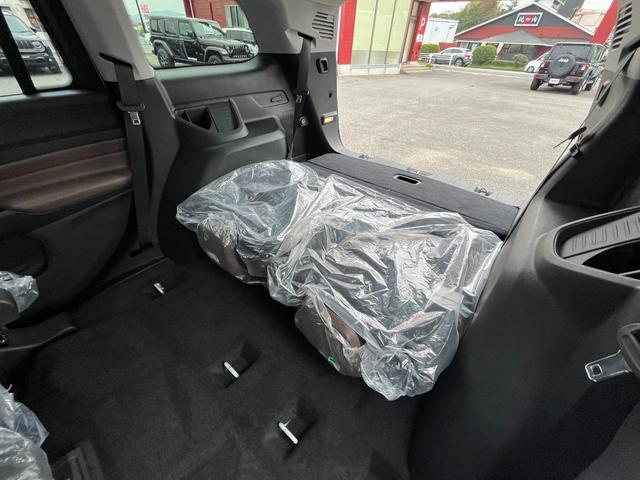 ジープ・コマンダー リミテッド 登録済未使用車/純正ナビ/Bluetooth/AppleCarPlay/AndroidAuto/ETC2.0/サラウンドビューカメラ/革シート/シートヒーター/パワーリアゲート/ハイウェイアシスト(48枚目)