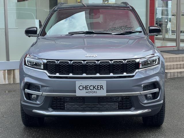 ジープ・コマンダー リミテッド 登録済未使用車/サンルーフ/ACC/革シート/シートヒーター/パワーリアゲート/ブラインドスポットモニター/純正ナビ/Bluetooth/AppleCarPlay/AndroidAuto/ETC2.0(7枚目)