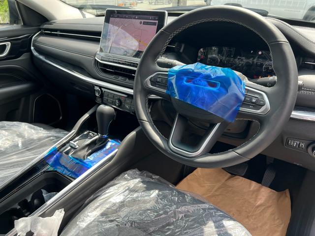 ジープ・コマンダー リミテッド 登録済未使用車/サンルーフ/ACC/革シート/シートヒーター/パワーリアゲート/ブラインドスポットモニター/純正ナビ/Bluetooth/AppleCarPlay/AndroidAuto/ETC2.0(25枚目)