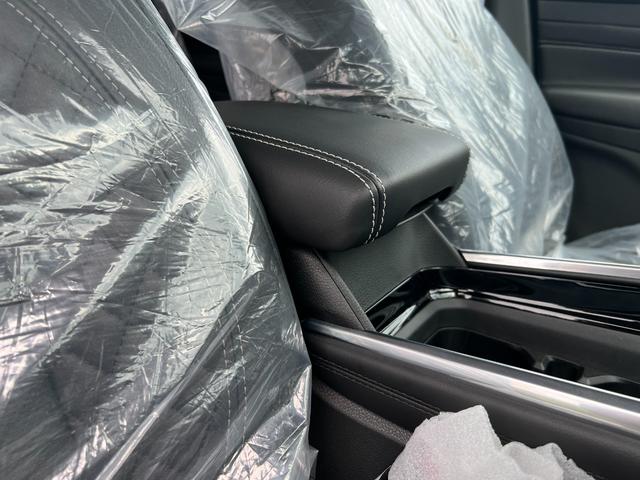 ジープ・コマンダー リミテッド 登録済未使用車/サンルーフ/ACC/革シート/シートヒーター/パワーリアゲート/ブラインドスポットモニター/純正ナビ/Bluetooth/AppleCarPlay/AndroidAuto/ETC2.0(36枚目)