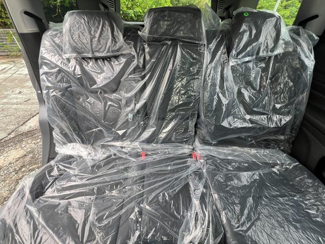 ジープ・コマンダー リミテッド 登録済未使用車/サンルーフ/ACC/革シート/シートヒーター/パワーリアゲート/ブラインドスポットモニター/純正ナビ/Bluetooth/AppleCarPlay/AndroidAuto/ETC2.0(37枚目)