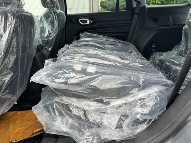 ジープ・コマンダー リミテッド 登録済未使用車/サンルーフ/ACC/革シート/シートヒーター/パワーリアゲート/ブラインドスポットモニター/純正ナビ/Bluetooth/AppleCarPlay/AndroidAuto/ETC2.0(46枚目)