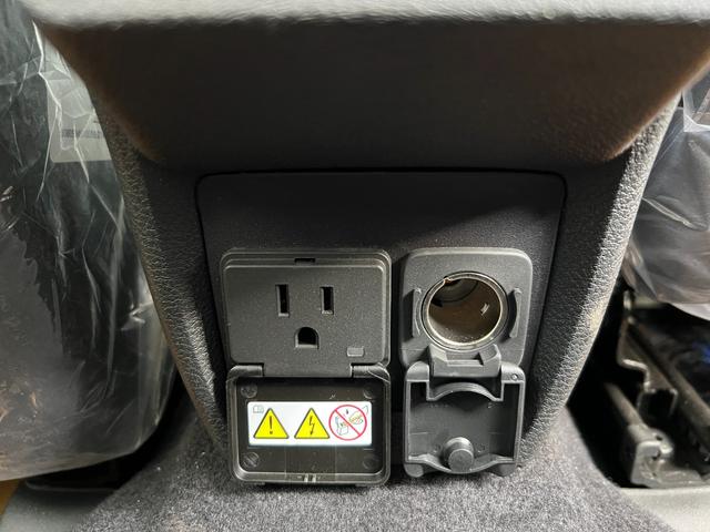 ジープ・コマンダー 登録済未使用車/サンルーフ/ACC/革シート/シートヒーター/パワーリアゲート/ブラインドスポットモニター/純正ナビ/Bluetooth/AppleCarPlay/AndroidAuto/ETC2.0(30枚目)