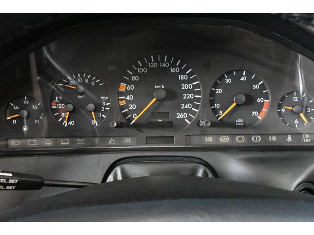 SL SL500 D車 右ハンドル(32枚目)