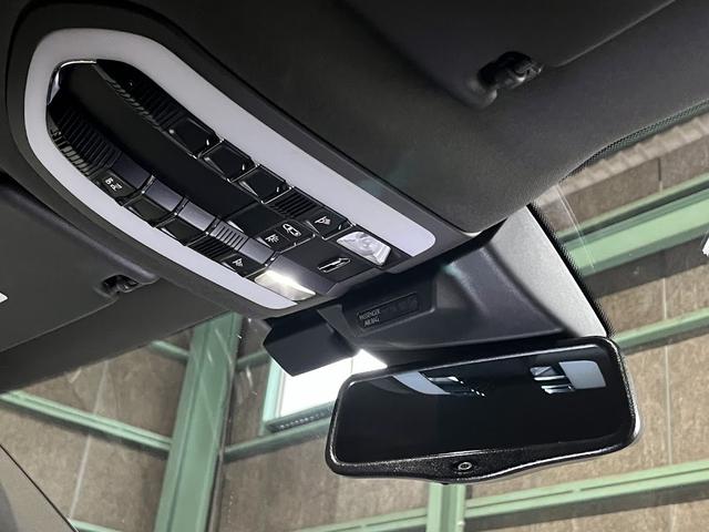 マカン マカンS スポーツエキゾースト/LEDヘッドライト/前後シートヒーター/コンフォートメモリーP(14way)/AppleCarPlay/アゲートグレー革シート/クレスト付18ホイール/2018モデル(46枚目)